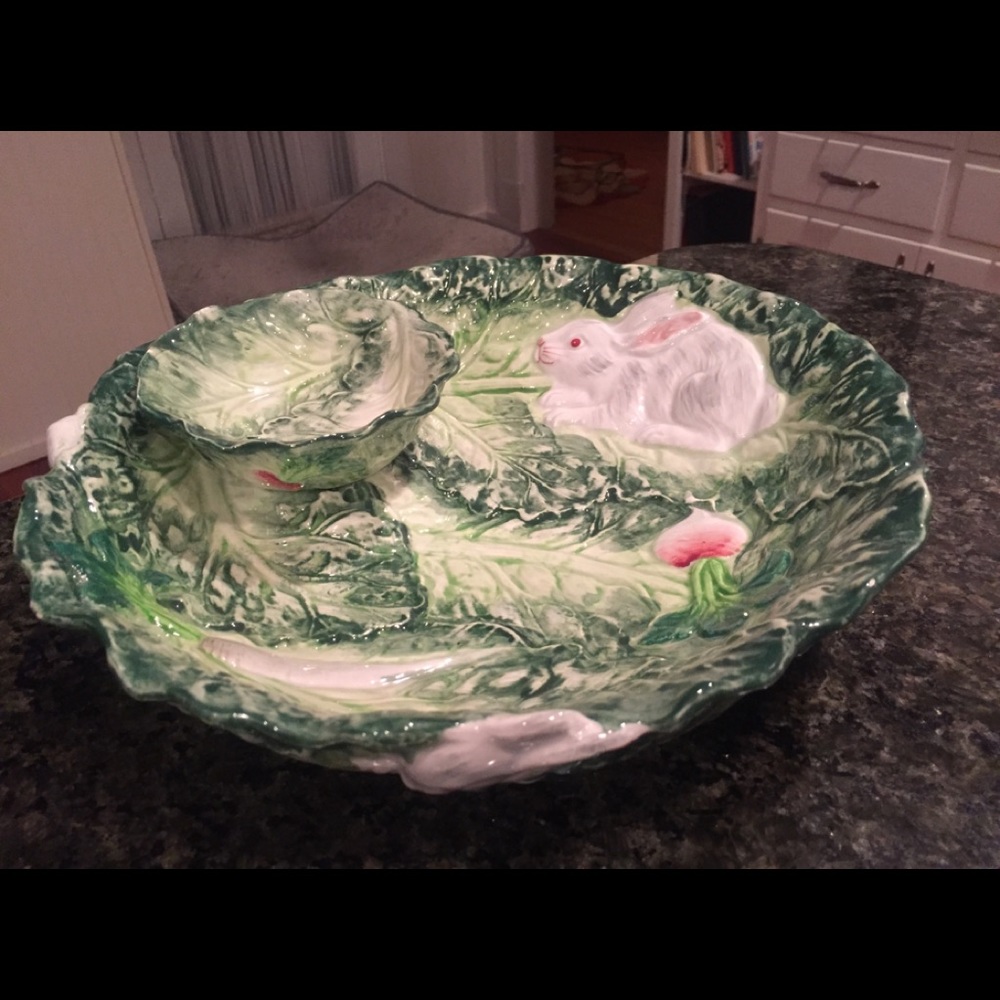 Stafford chips and dip server